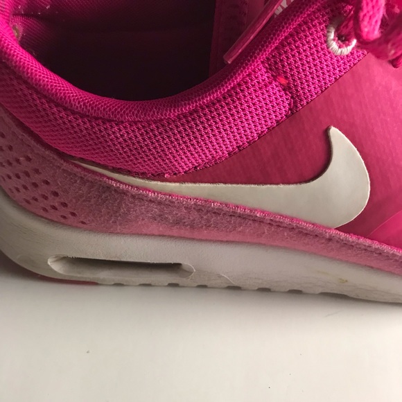 Women’s Nike Air  Max Thea Size 8.5 - Picture 2 of 6